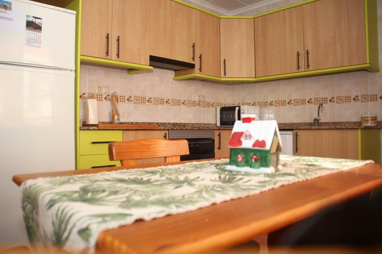 Bungalow Frente Al Mar Torrevieja Exterior photo