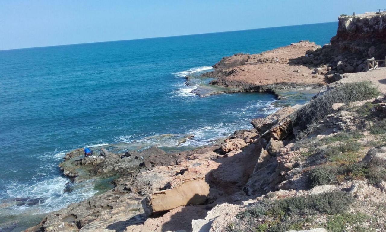 Bungalow Frente Al Mar Torrevieja Exterior photo