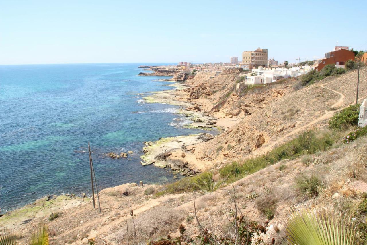 Bungalow Frente Al Mar Torrevieja Exterior photo